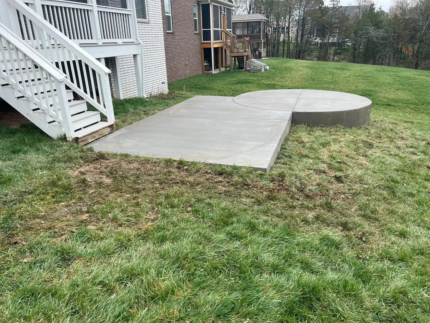 Pumas Concrete, Bedding Sand and Paver Setting during Paver Installation in Nashville